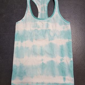 Lululemon Swiftly Tech tie-dye tank